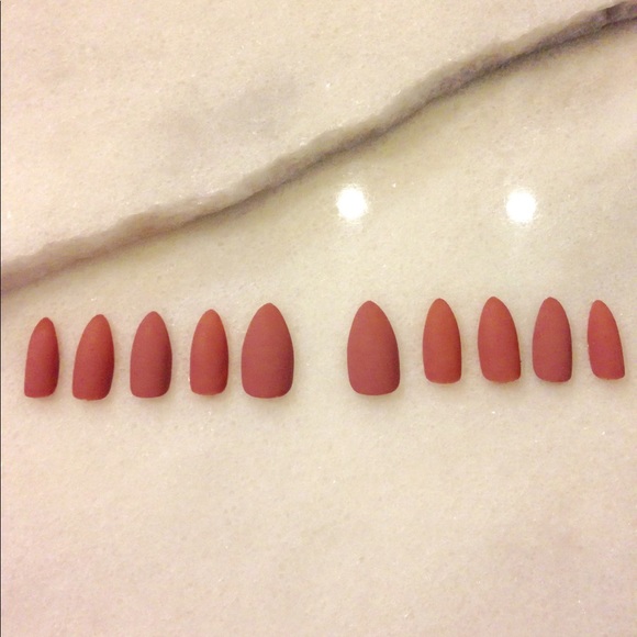 Customizable matte nails - Picture 5 of 6